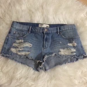 Garage flirty festival short